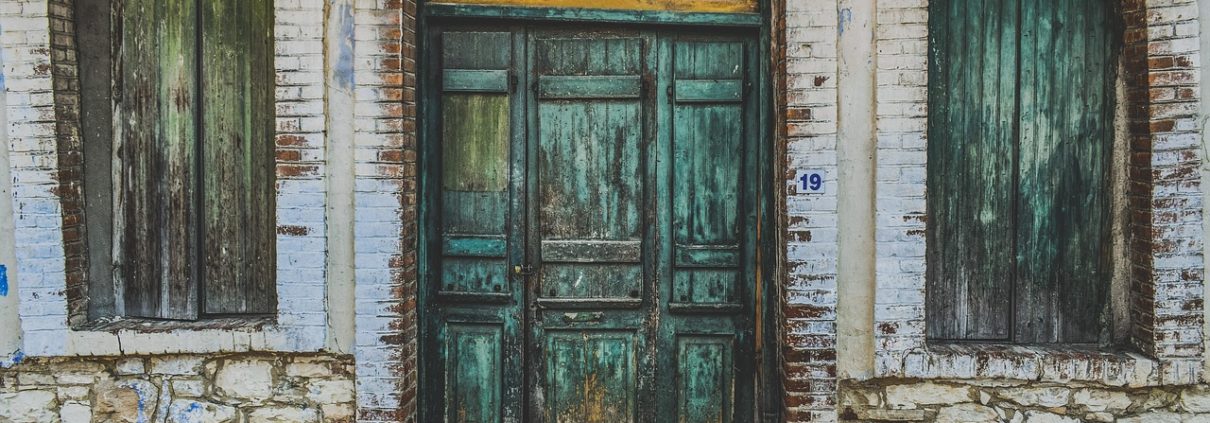 Mikor szükséges lecserélni a beltéri ajtókat?