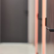 A rejtett zsanérok előnyei a beltéri ajtóknál