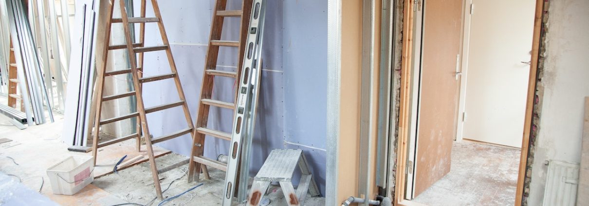 Beltéri ajtó felújítás házilag: Mutatjuk, hogyan újíthatod meg otthonodat!