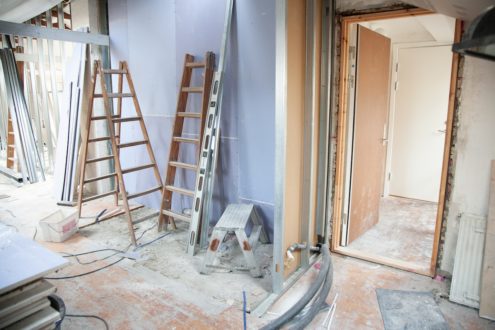 Beltéri ajtó felújítás házilag: Mutatjuk, hogyan újíthatod meg otthonodat!